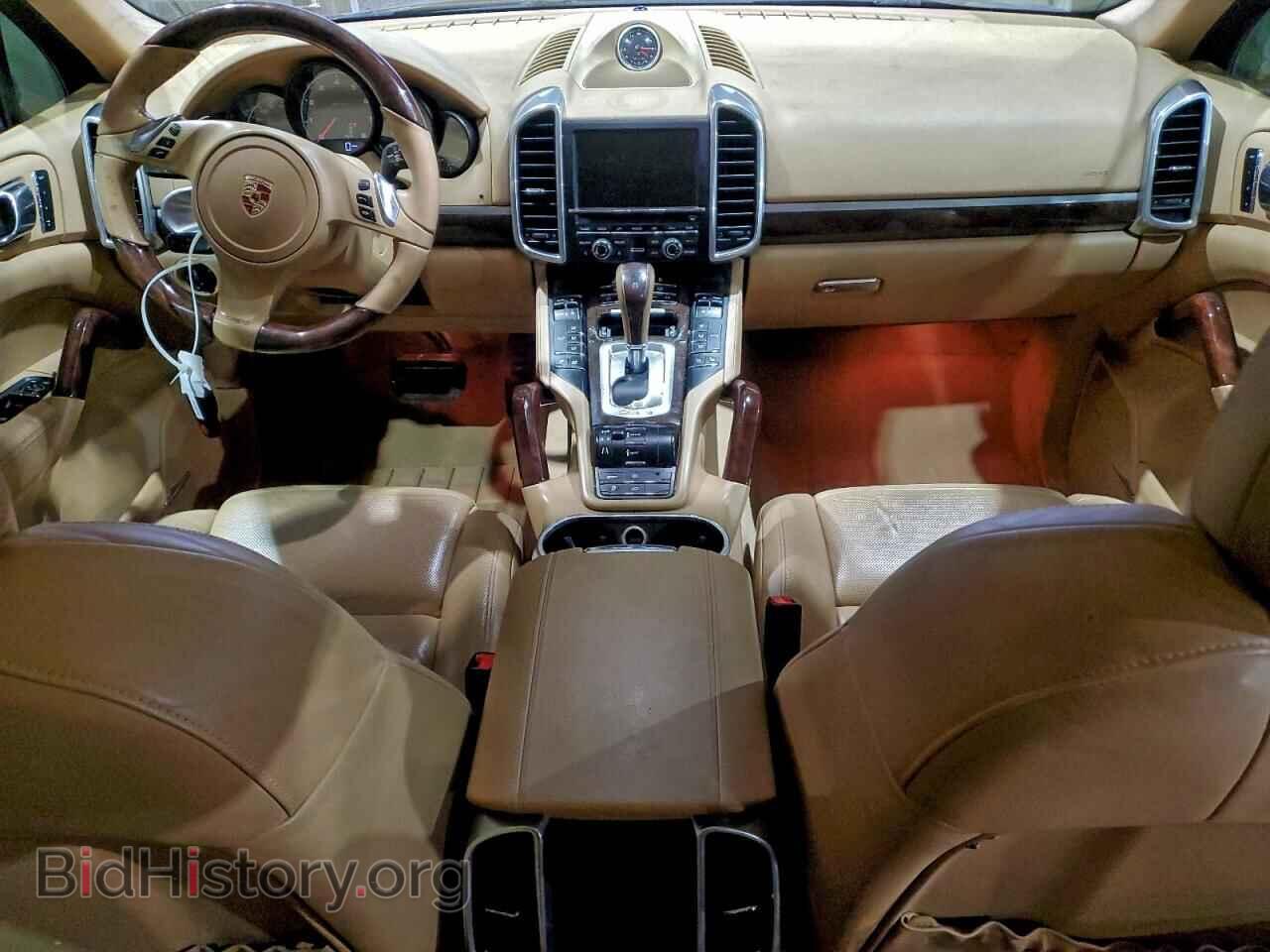 2013 PORSCHE CAYENNE - VIN: WP1AA2A28DLA04104 - Photo 8