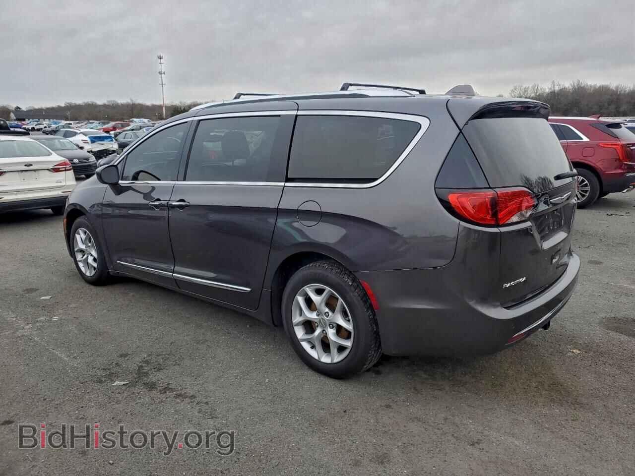 2017 CHRYSLER PACIFICA - VIN: 2C4RC1EG8HR585390 - Фото 2