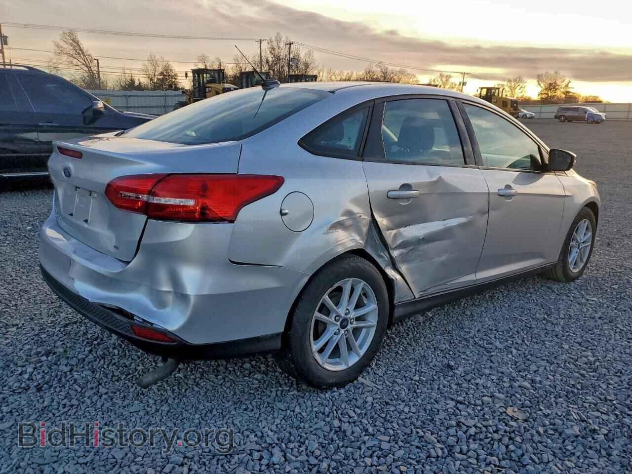2017 FORD FOCUS - VIN: 1FADP3F20HL335816 - Фото 3