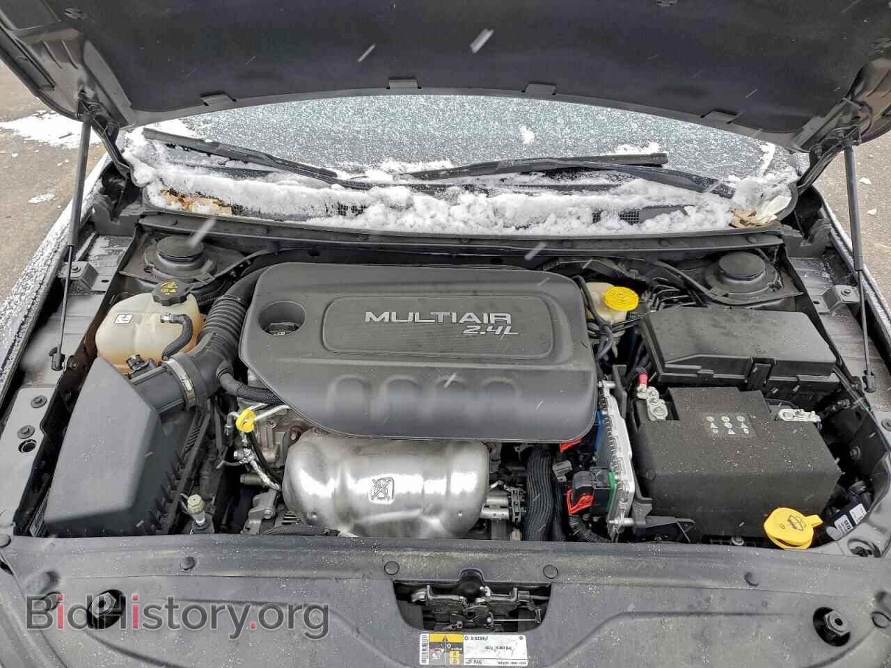 2016 CHRYSLER 200 - VIN: 1C3CCCAB4GN178209 - Фото 11