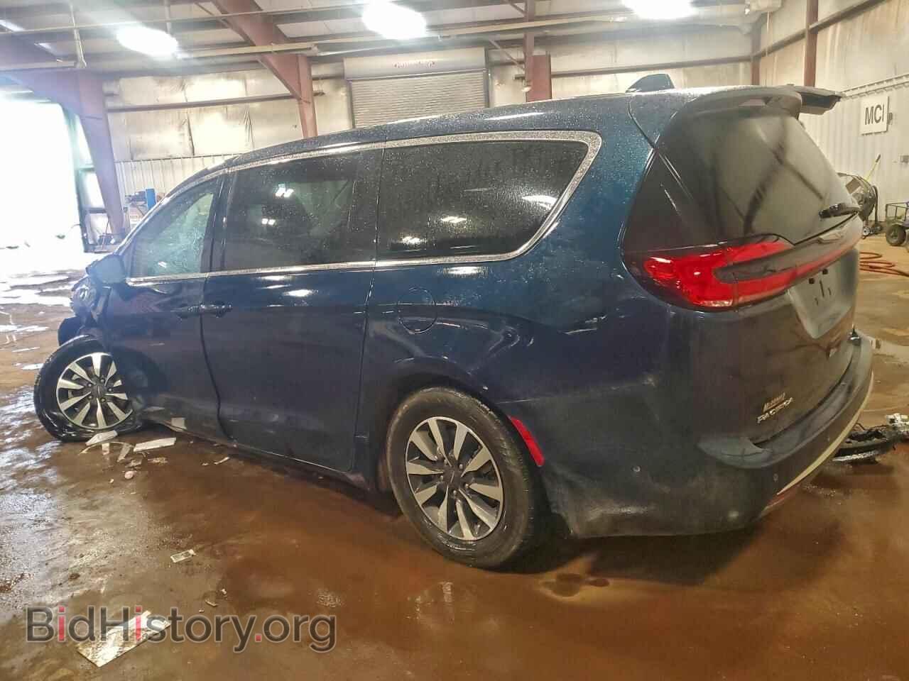 2022 CHRYSLER PACIFICA - VIN: 2C4RC1L73NR121230 - Фото 2