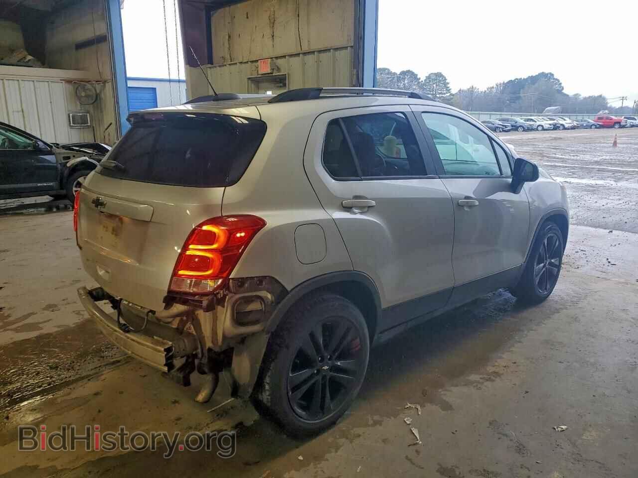 2020 CHEVROLET TRAX - VIN: 3GNCJLSB3LL287679 - Фото 3