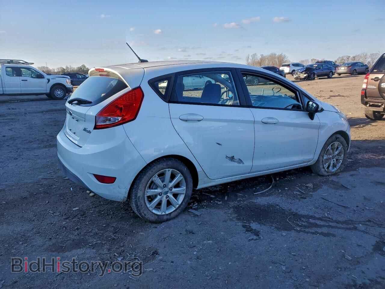 2011 FORD FIESTA - VIN: 3FADP4EJ1BM170556 - Фото 3