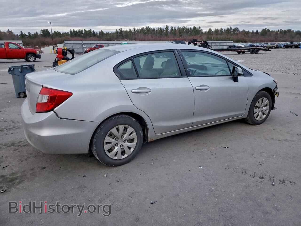 2012 HONDA CIVIC - VIN: 2HGFB2F54CH570975 - Фото 3