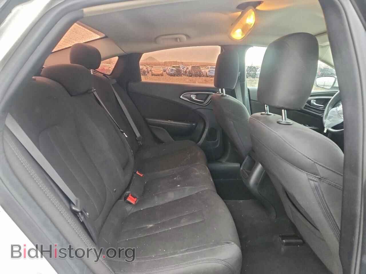 2015 CHRYSLER 200 - VIN: 1C3CCCAB3FN704151 - Фото 10