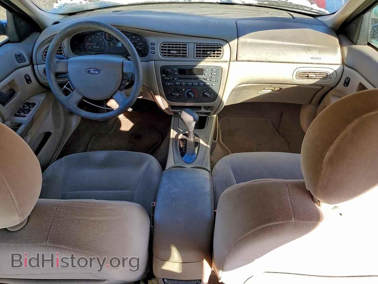 2005 FORD TAURUS - VIN: 1FAFP53285A120684 - Фото 8