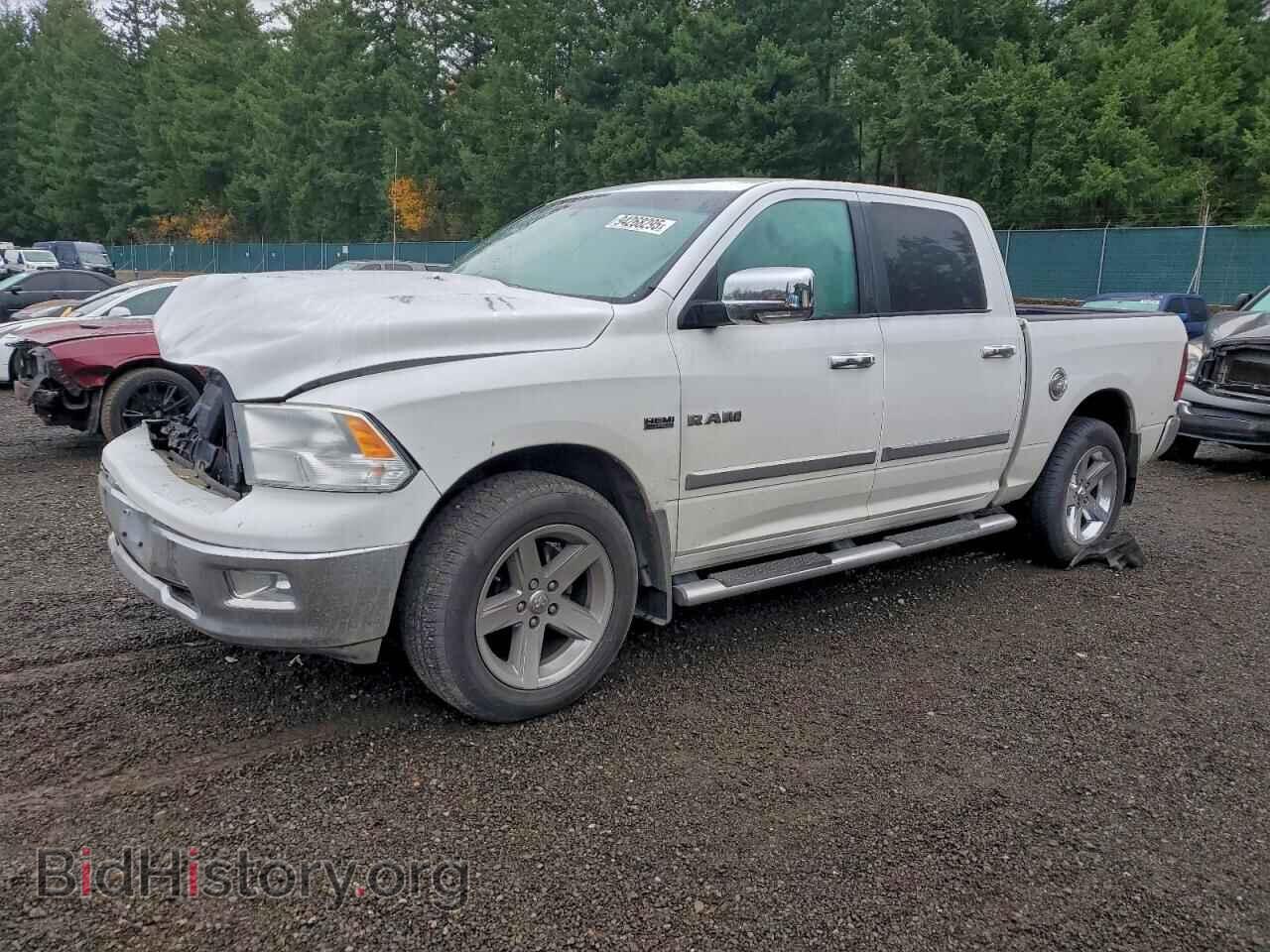 Photo 1D7RV1CT7AS153801 - DODGE All Models 2010