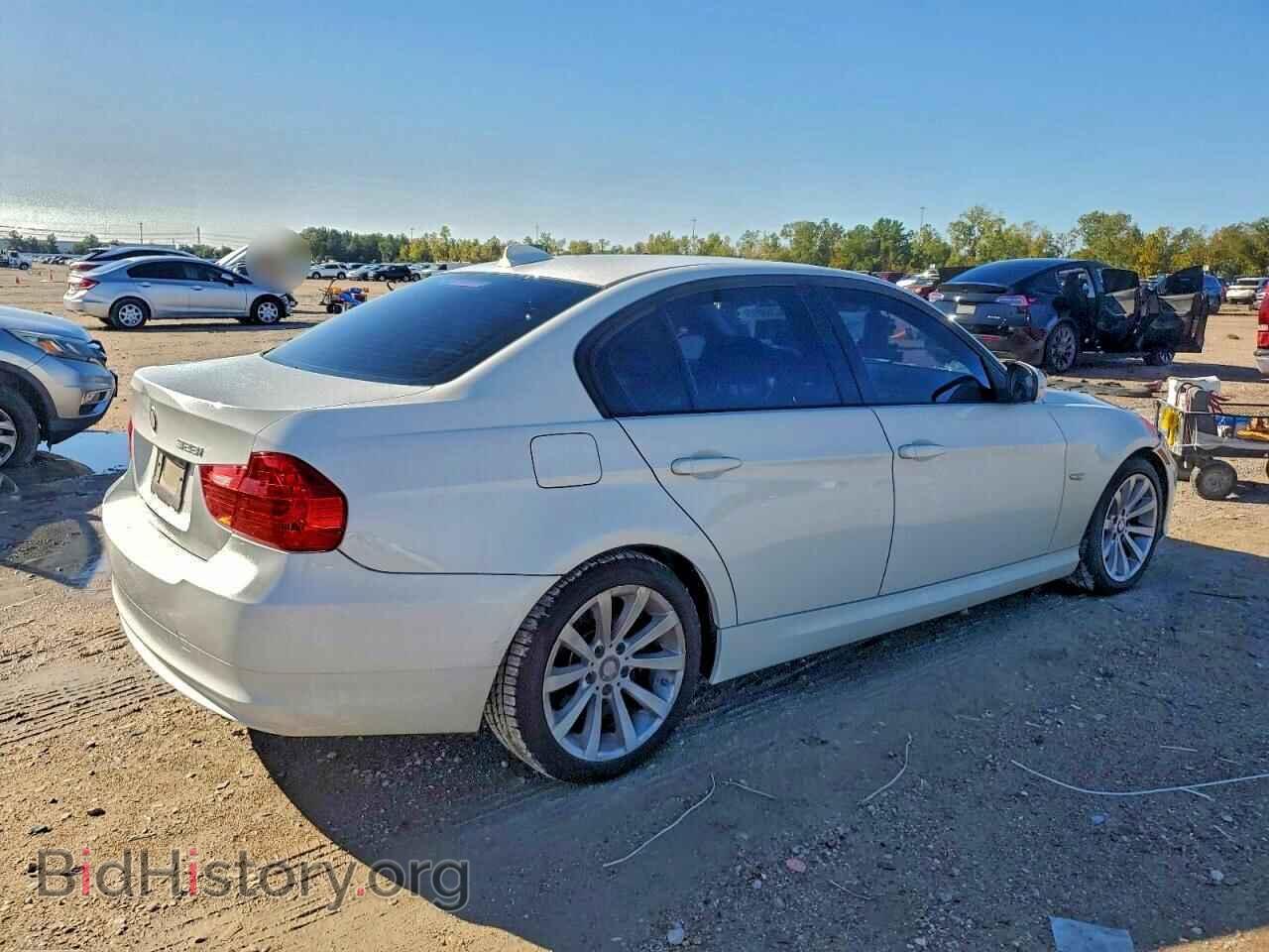 2011 BMW 3 SERIES - VIN: WBAPH5G55BNM76320 - Фото 4