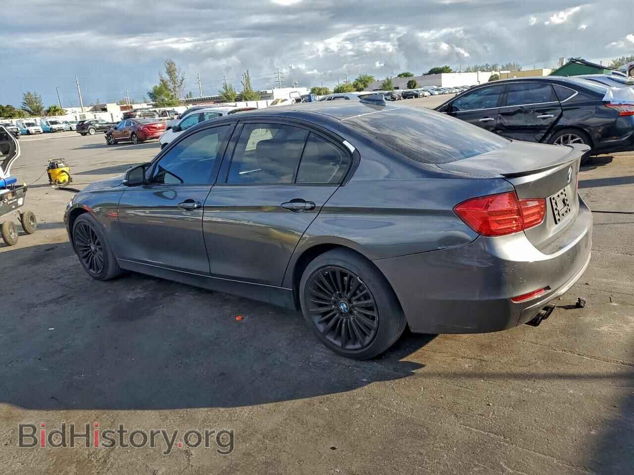2015 BMW 3 SERIES - VIN: WBA3B5C51FF960426 - Фото 2