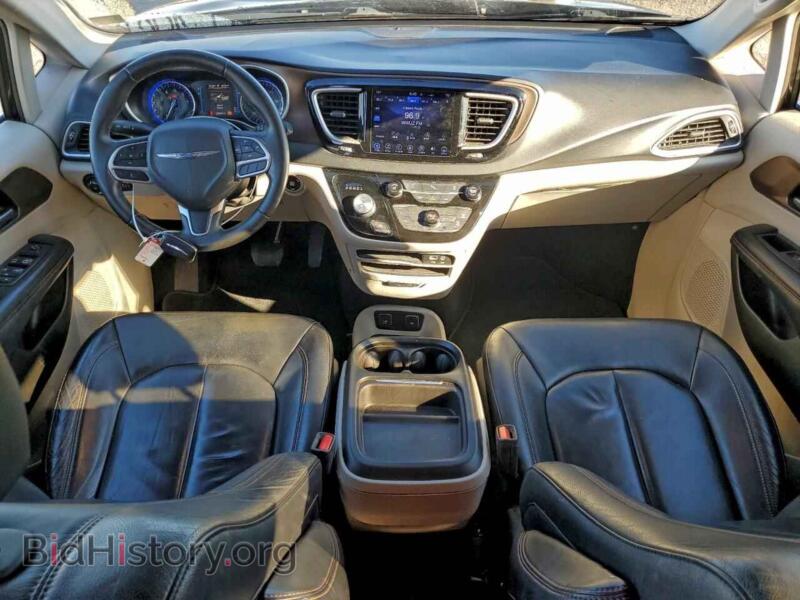 2017 Chrysler PACIFICA (VIN 2C4RC1BG0HR778153) — фото 8 из 13