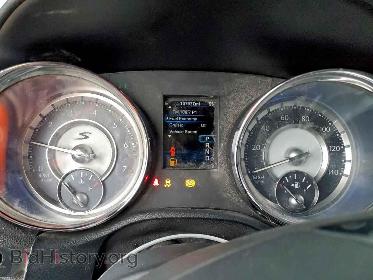 2014 CHRYSLER 300 - VIN: 2C3CCAGGXEH383949 - Фото 9