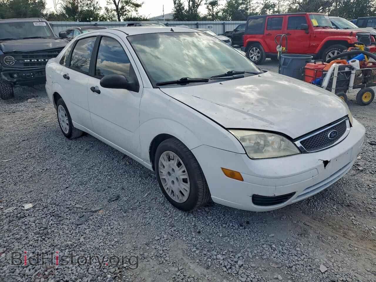 2005 FORD FOCUS - VIN: 1FAFP34N15W313582 - Фото 4