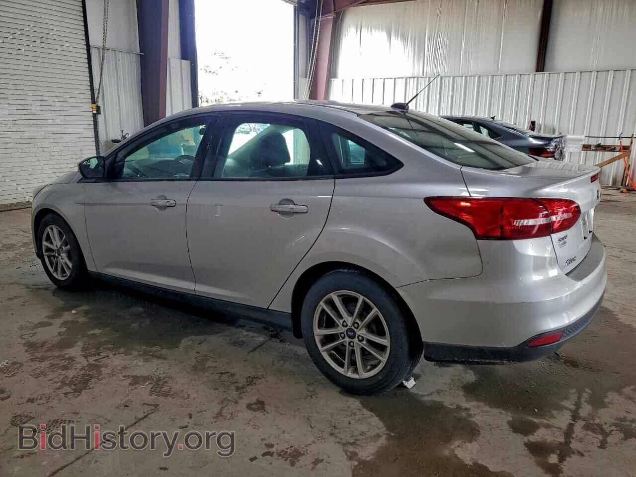 2017 FORD FOCUS - VIN: 1FADP3F24HL225092 - Фото 2