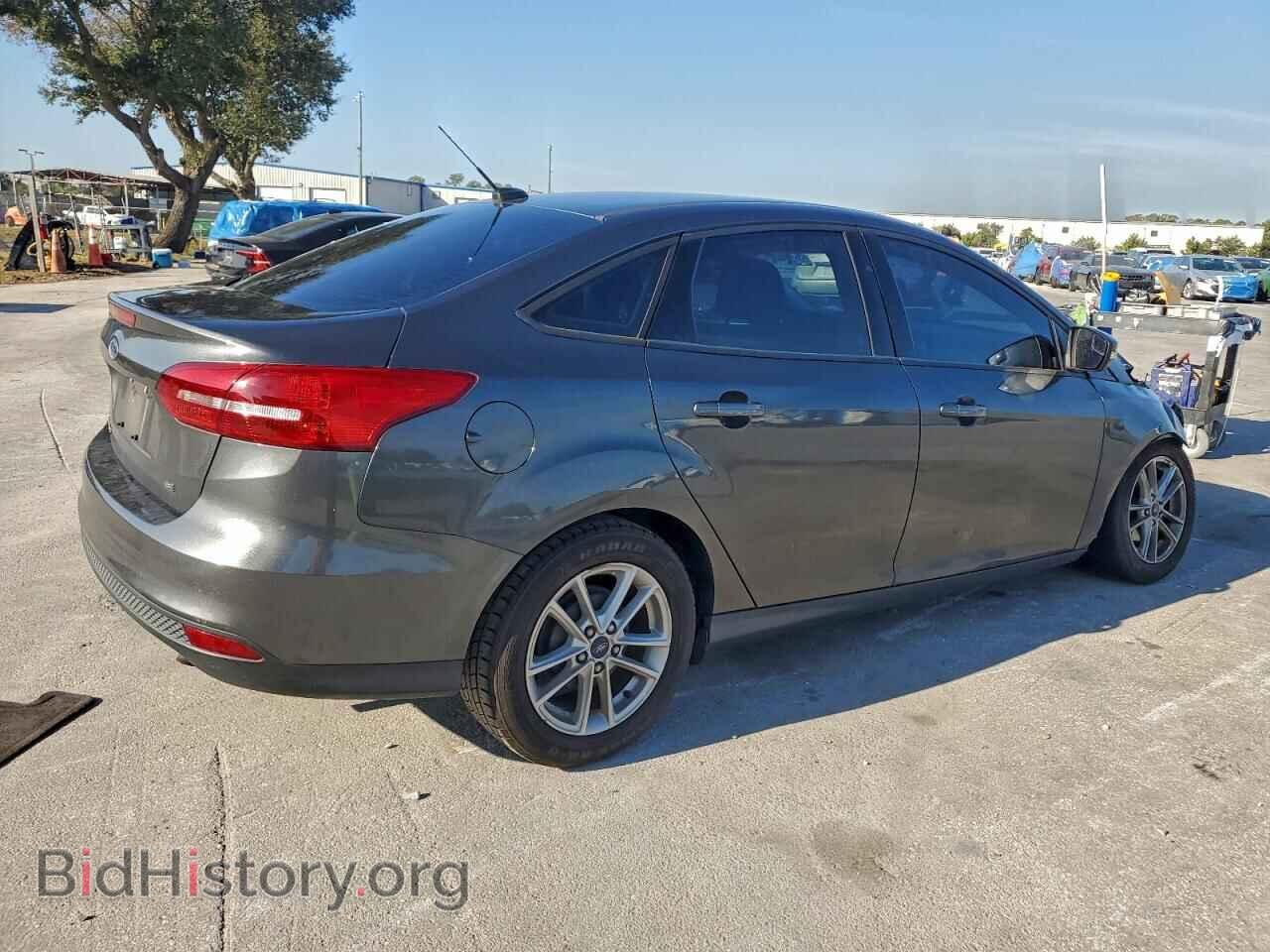 2017 FORD FOCUS - VIN: 1FADP3F24HL216070 - Фото 3