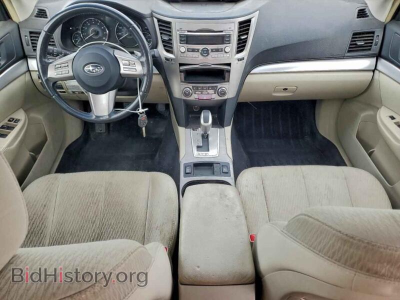 2010 Subaru OUTBACK (VIN 4S4BRBGC0A3375411) — фото 8 из 12