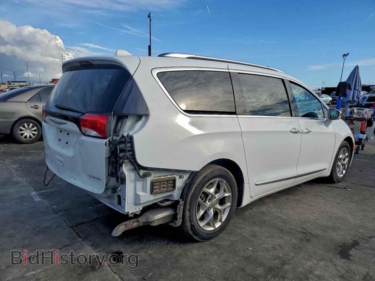 2017 CHRYSLER PACIFICA - VIN: 2C4RC1GG4HR653200 - Фото 3