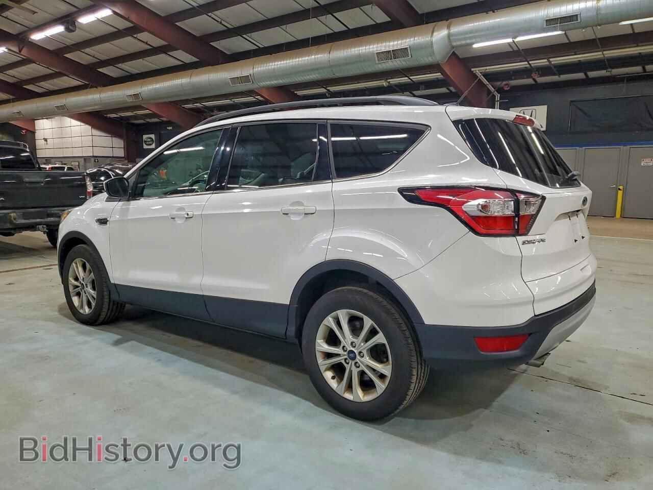 2017 FORD ESCAPE - VIN: 1FMCU9G97HUC54914 - Фото 2