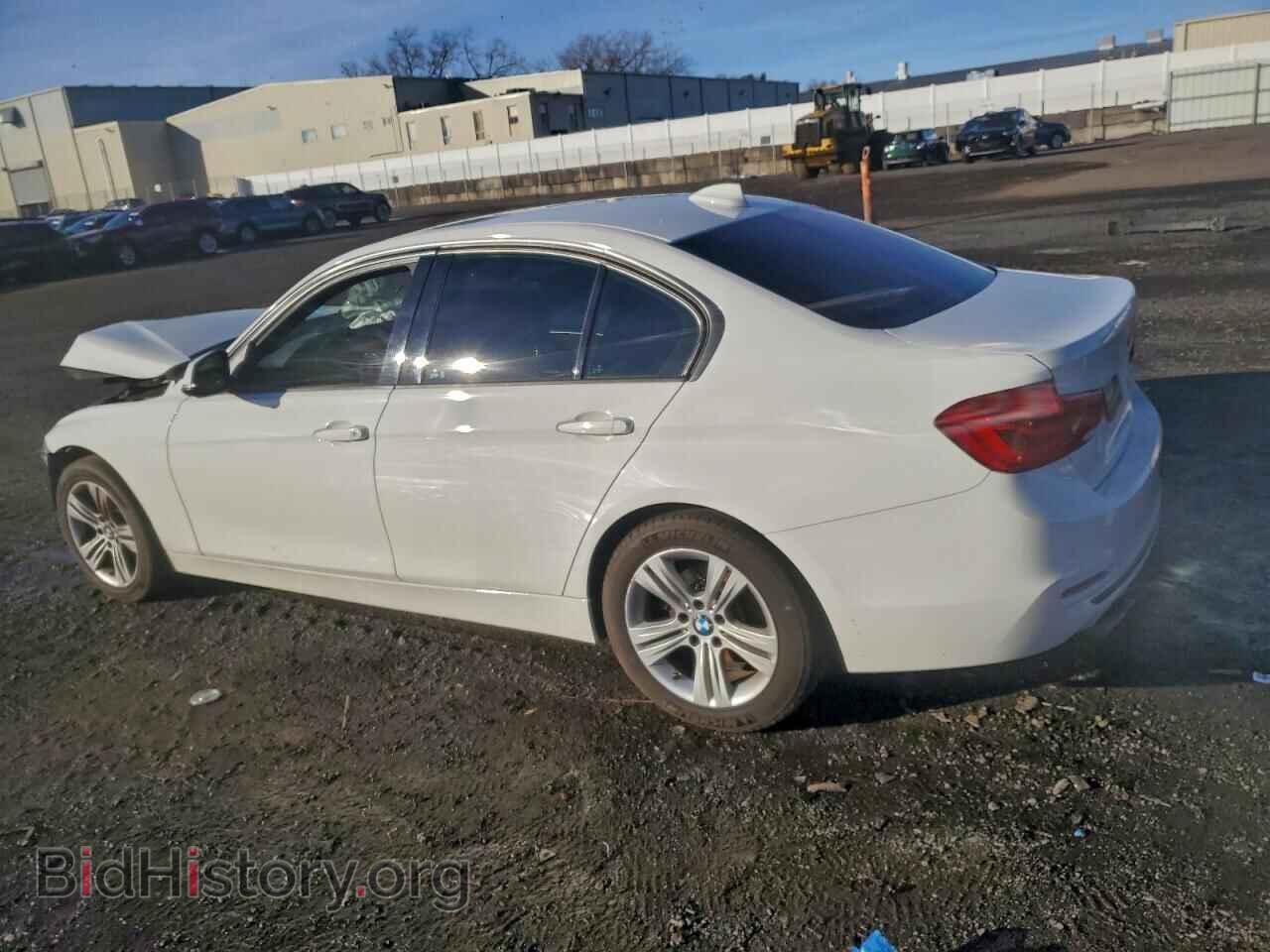 2016 BMW 3 SERIES - VIN: WBA8E3G55GNU03151 - Фото 2