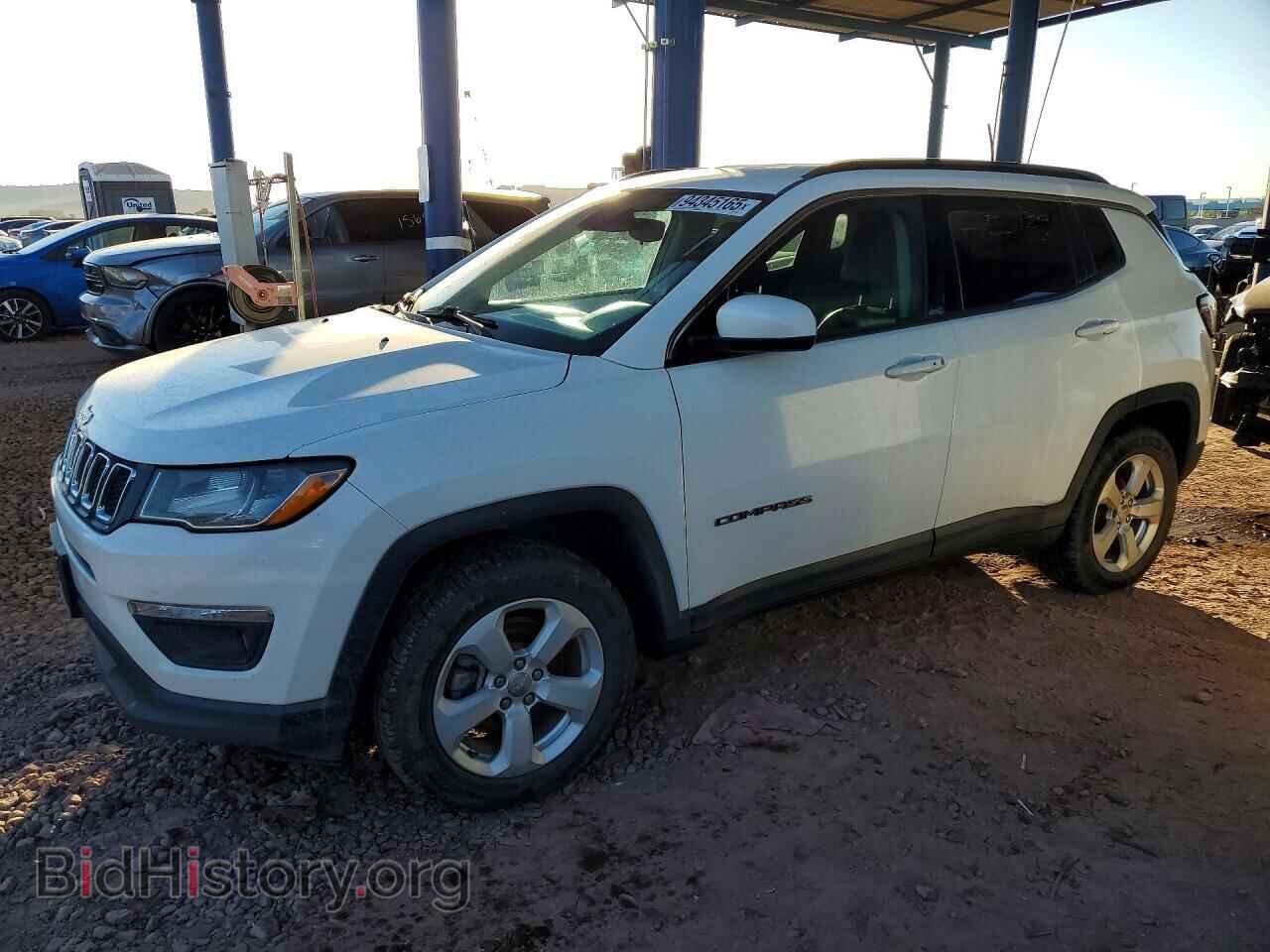 Photo 3C4NJDBB9HT674994 - JEEP COMPASS 2017