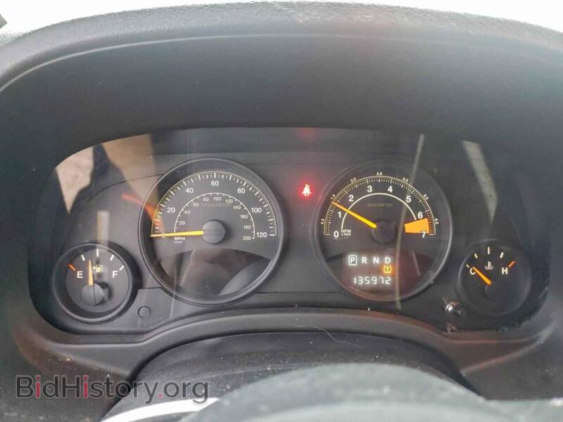 2015 Jeep COMPASS (VIN 1C4NJCBB1FD115856) — photo 9 of 13