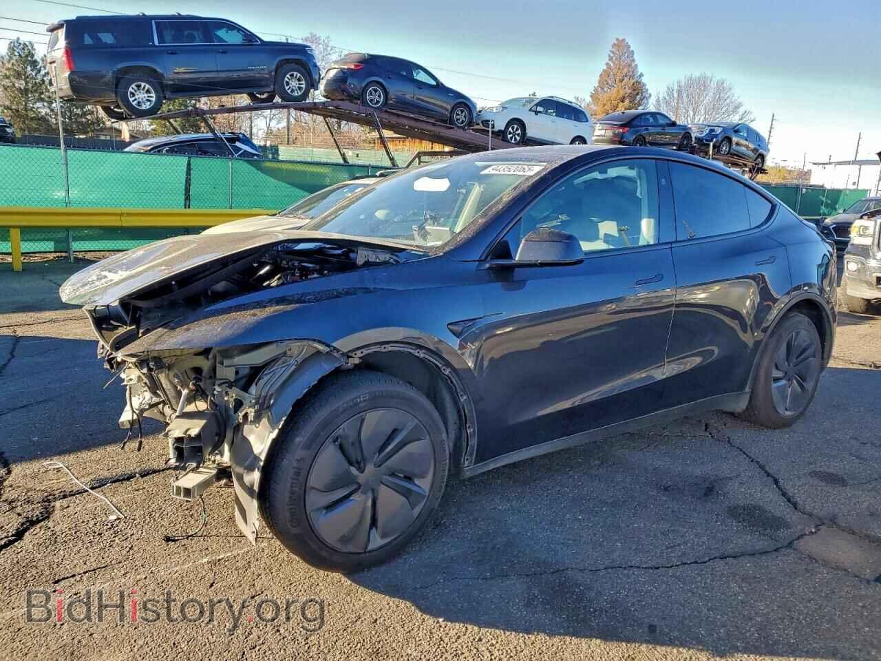 Фотография 7SAYGDEE7TF335775 - TESLA MODEL Y 2026