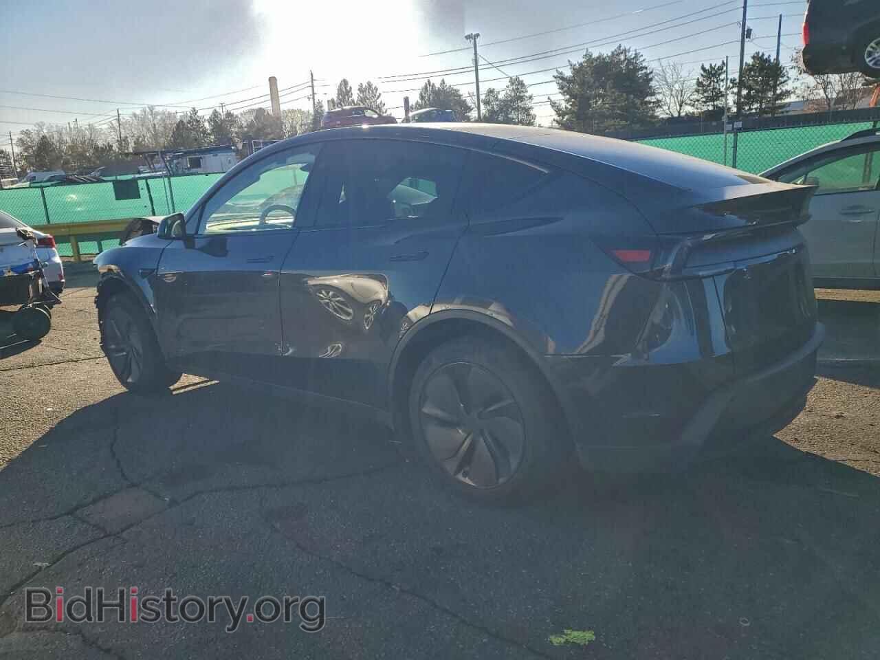 2026 TESLA MODEL Y - VIN: 7SAYGDEE7TF335775 - Фото 2