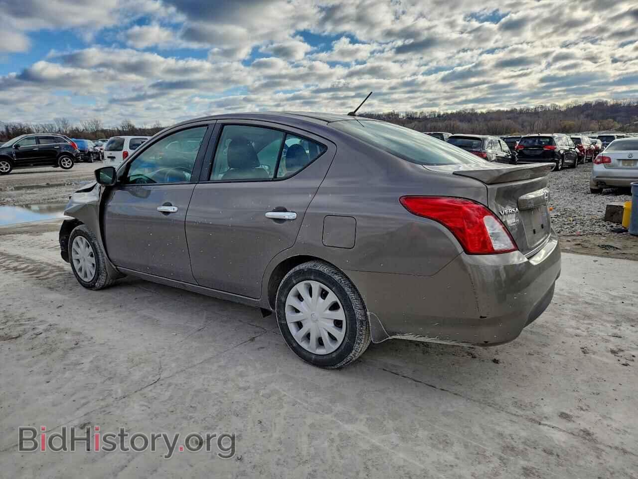 2017 NISSAN VERSA - VIN: 3N1CN7APXHL856488 - Фото 2