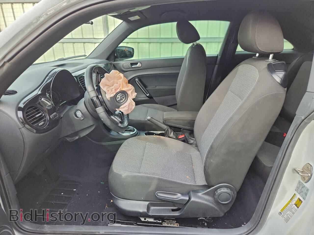 2019 VOLKSWAGEN BEETLE - VIN: 3VWFD7AT3KM714945 - Фото 7