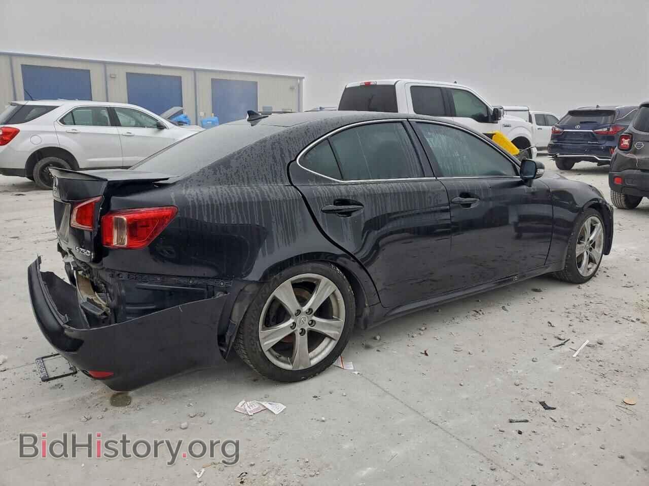2011 LEXUS IS - VIN: JTHBF5C25B5141202 - Photo 3