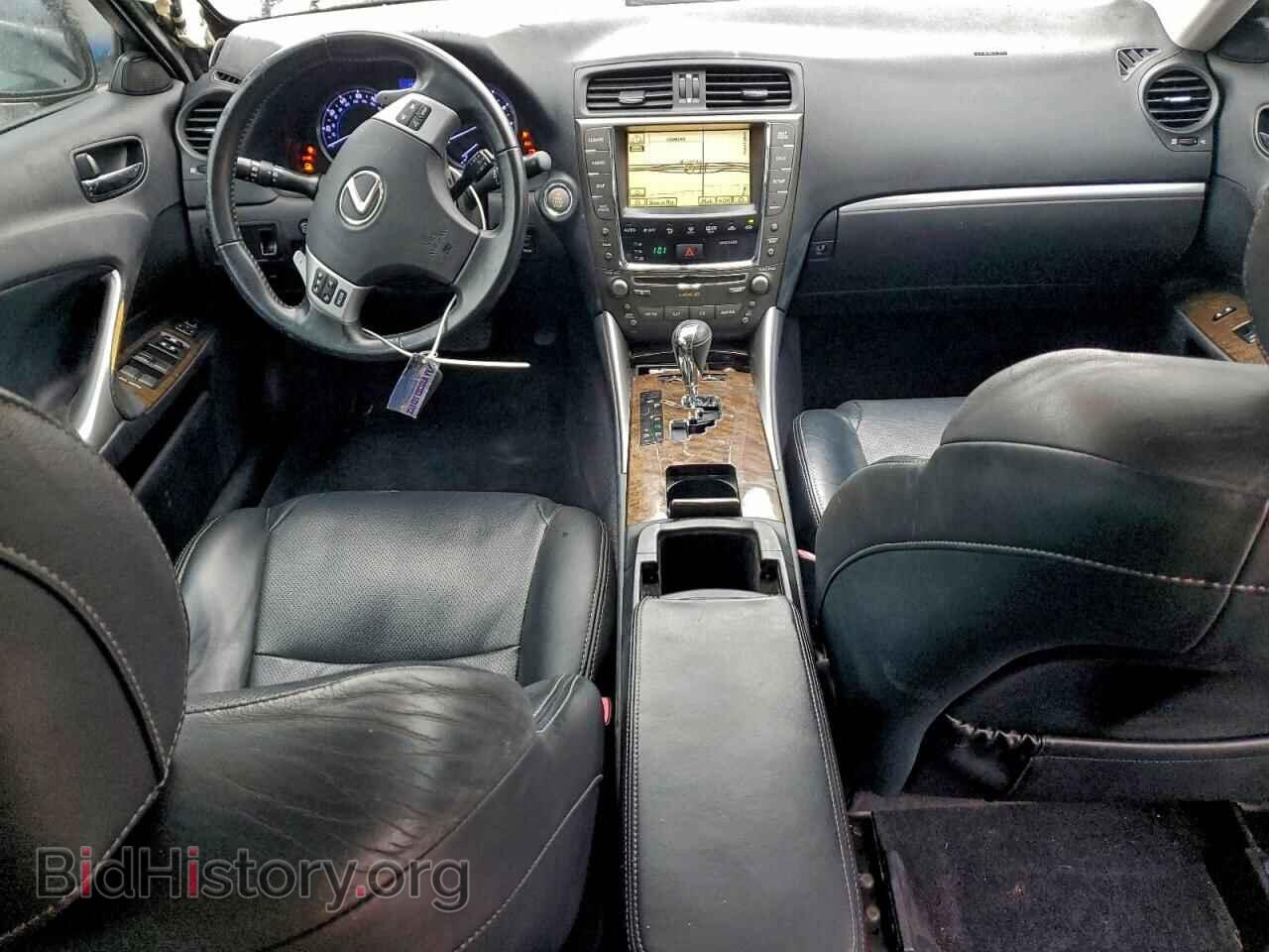 2011 LEXUS IS - VIN: JTHBF5C25B5141202 - Photo 8
