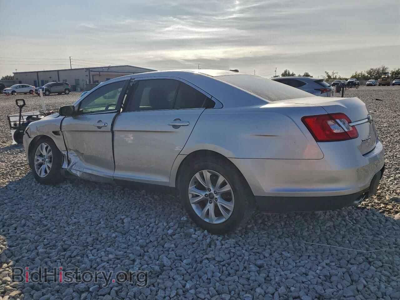 2011 FORD TAURUS - VIN: 1FAHP2EW6BG101146 - Фото 2
