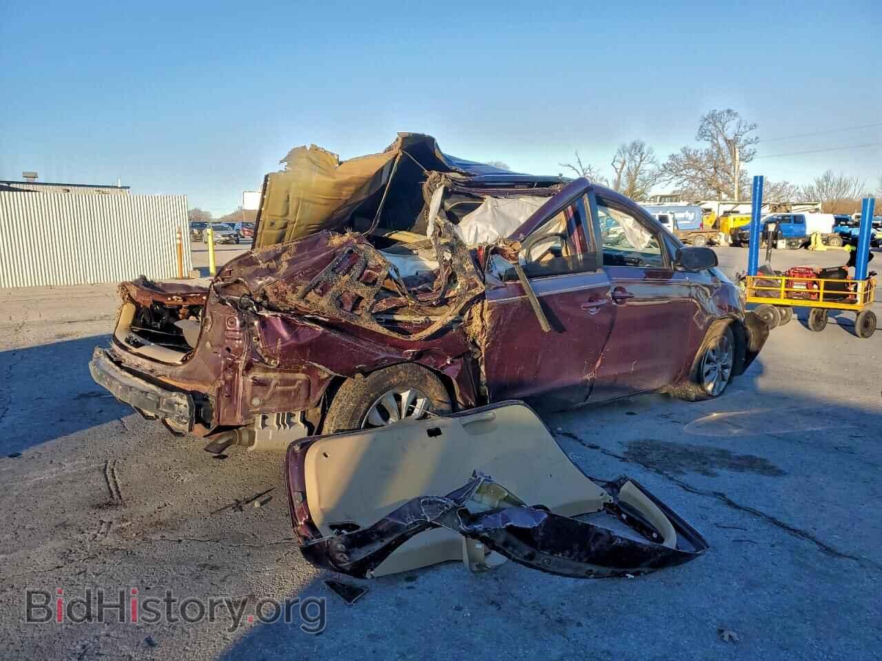 2019 KIA All Models - VIN: KNDMB5C14K6561735 - Фото 3