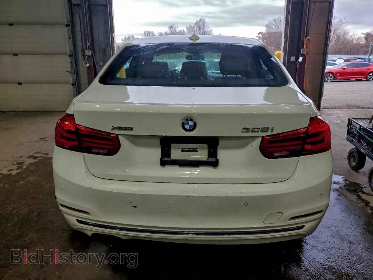2016 BMW 3 SERIES - VIN: WBA8E3G59GNU05940 - Фото 6