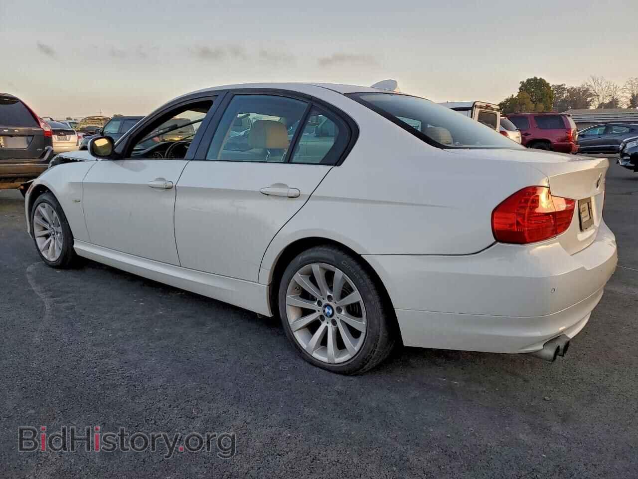 2010 BMW 3 SERIES - VIN: WBAPH5G53ANM34520 - Фото 2