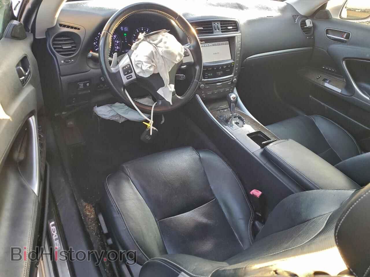 2011 LEXUS IS - VIN: JTHFF2C22B2516013 - Photo 8