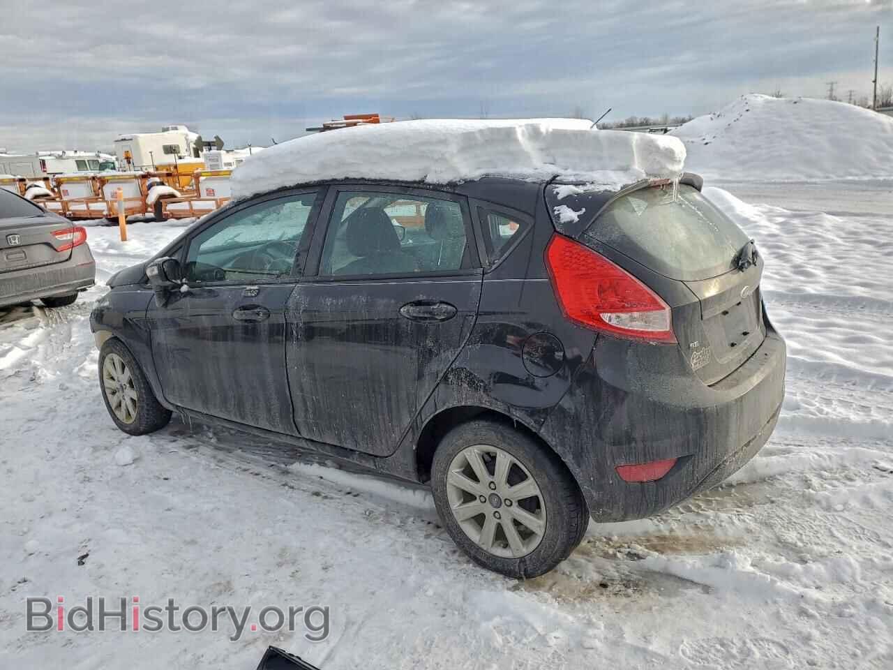 2013 FORD FIESTA - VIN: 3FADP4EJ2DM192777 - Фото 2