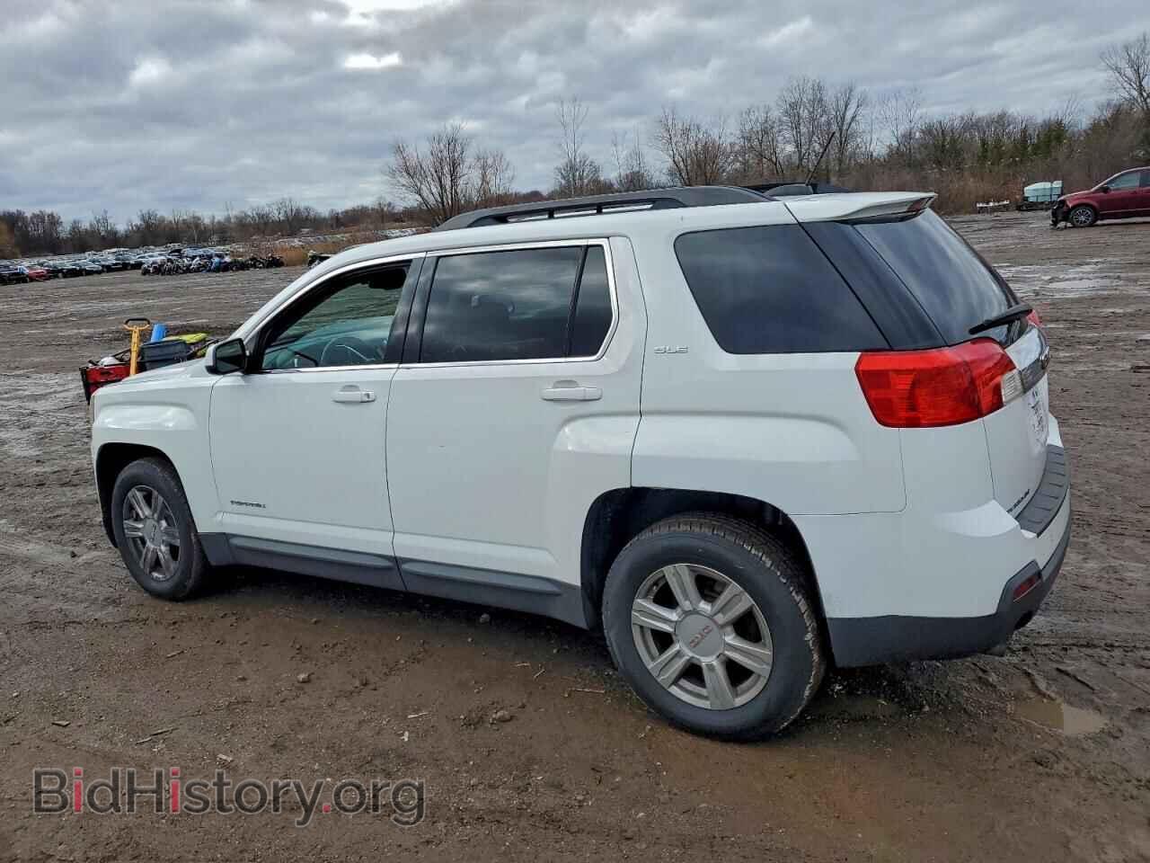 2015 GMC TERRAIN - VIN: 2GKFLWE3XF6124823 - Photo 2