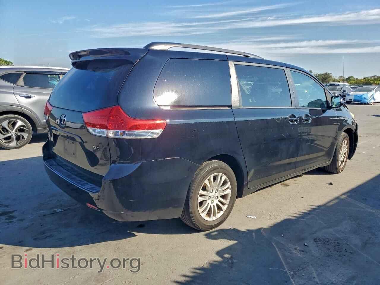 2012 TOYOTA All Models - VIN: 5TDYK3DC8CS213931 - Фото 3