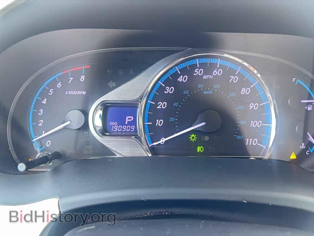 2011 TOYOTA All Models - VIN: 5TDYK3DC5BS148504 - Фото 8