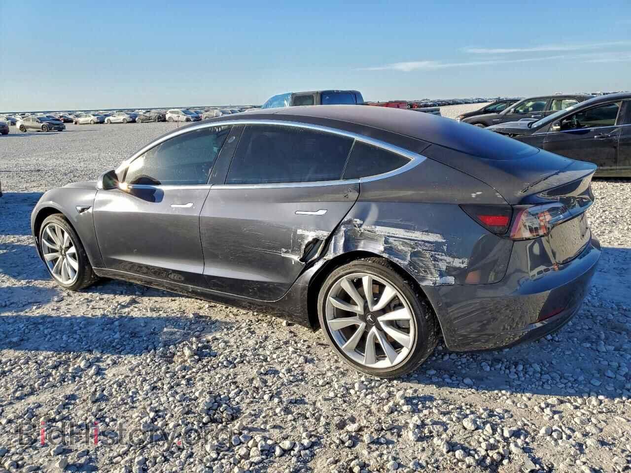 2018 TESLA MODEL 3 - VIN: 5YJ3E1EA0JF023772 - Photo 2