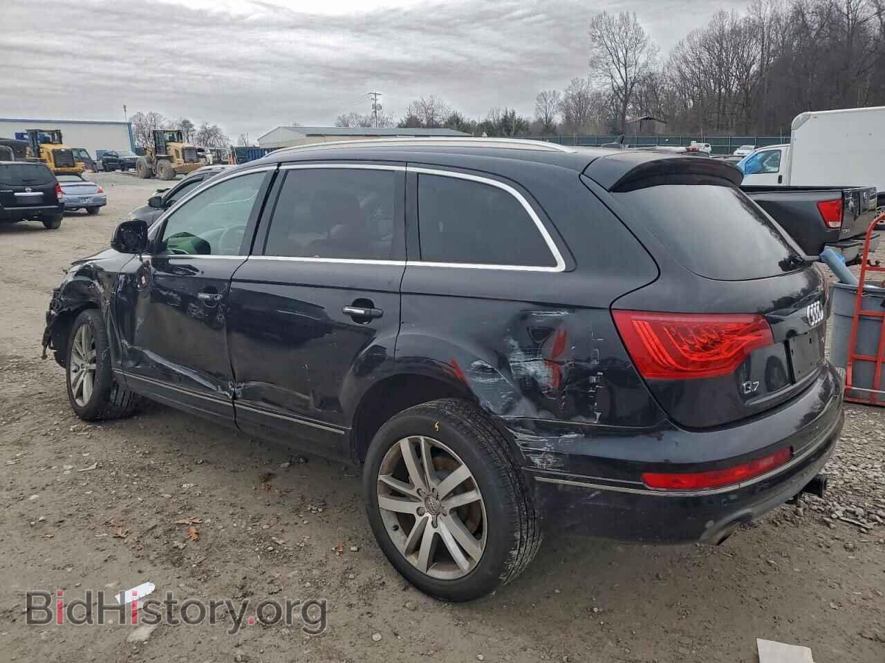 2011 AUDI Q7 - VIN: WA1VMAFE6BD000965 - Photo 2