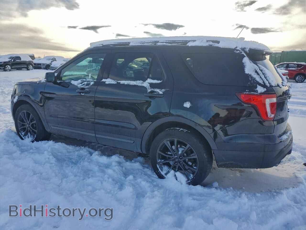 2018 FORD EXPLORER - VIN: 1FM5K8D85JGB28043 - Photo 2