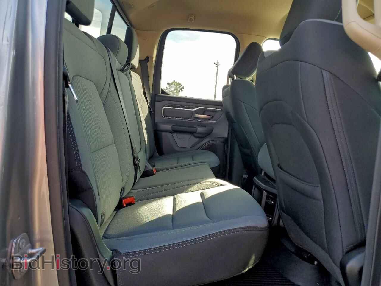 2020 RAM 1500 - VIN: 1C6SRFBT8LN217366 - Фото 10