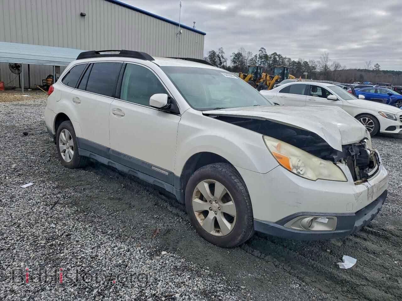 2011 SUBARU OUTBACK - VIN: 4S4BRCCC6B3345505 - Фото 4