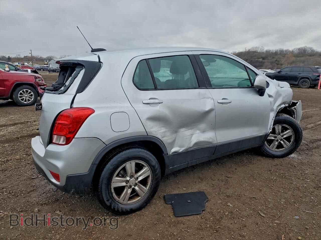 2017 CHEVROLET TRAX - VIN: 3GNCJNSB0HL207497 - Фото 3