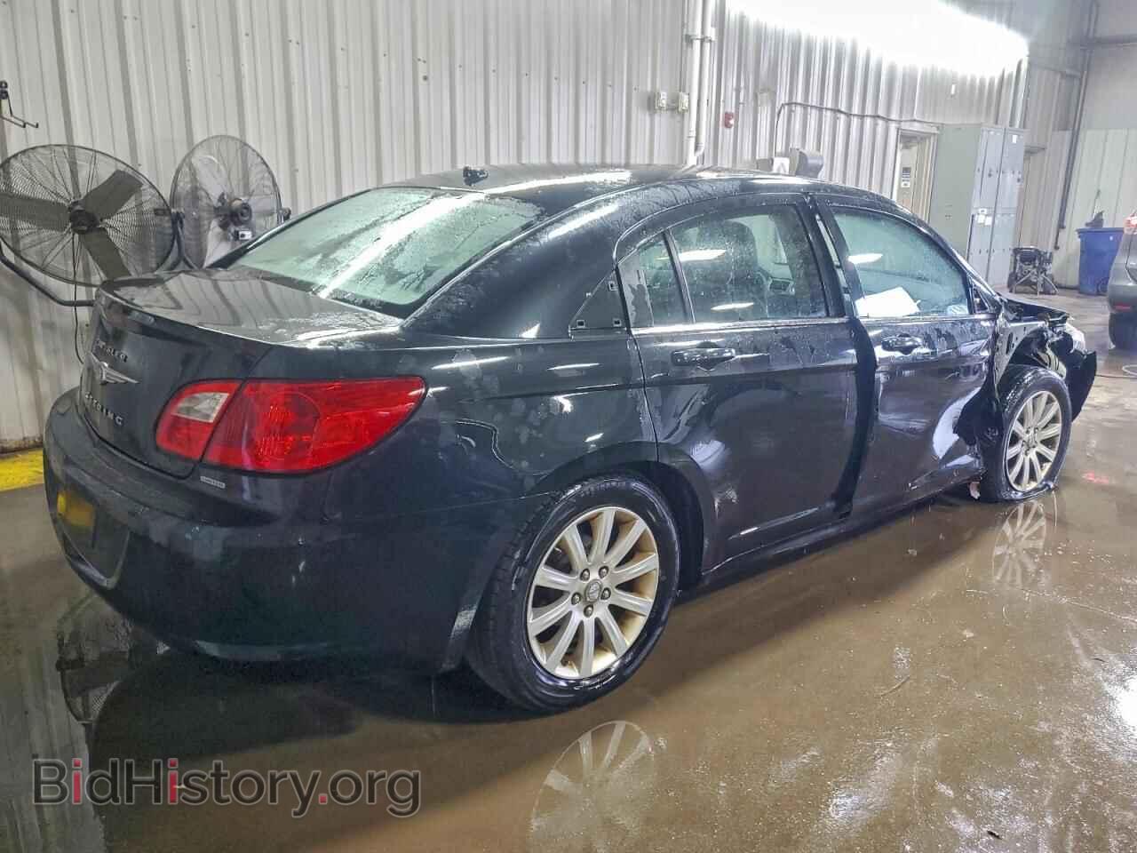 2010 CHRYSLER SEBRING - VIN: 1C3CC5FBXAN133626 - Фото 3