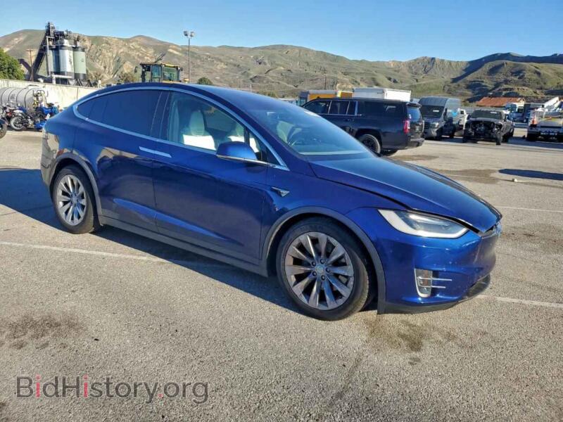 2018 Tesla MODEL X (VIN 5YJXCBE23JF142681) — photo 4 of 15