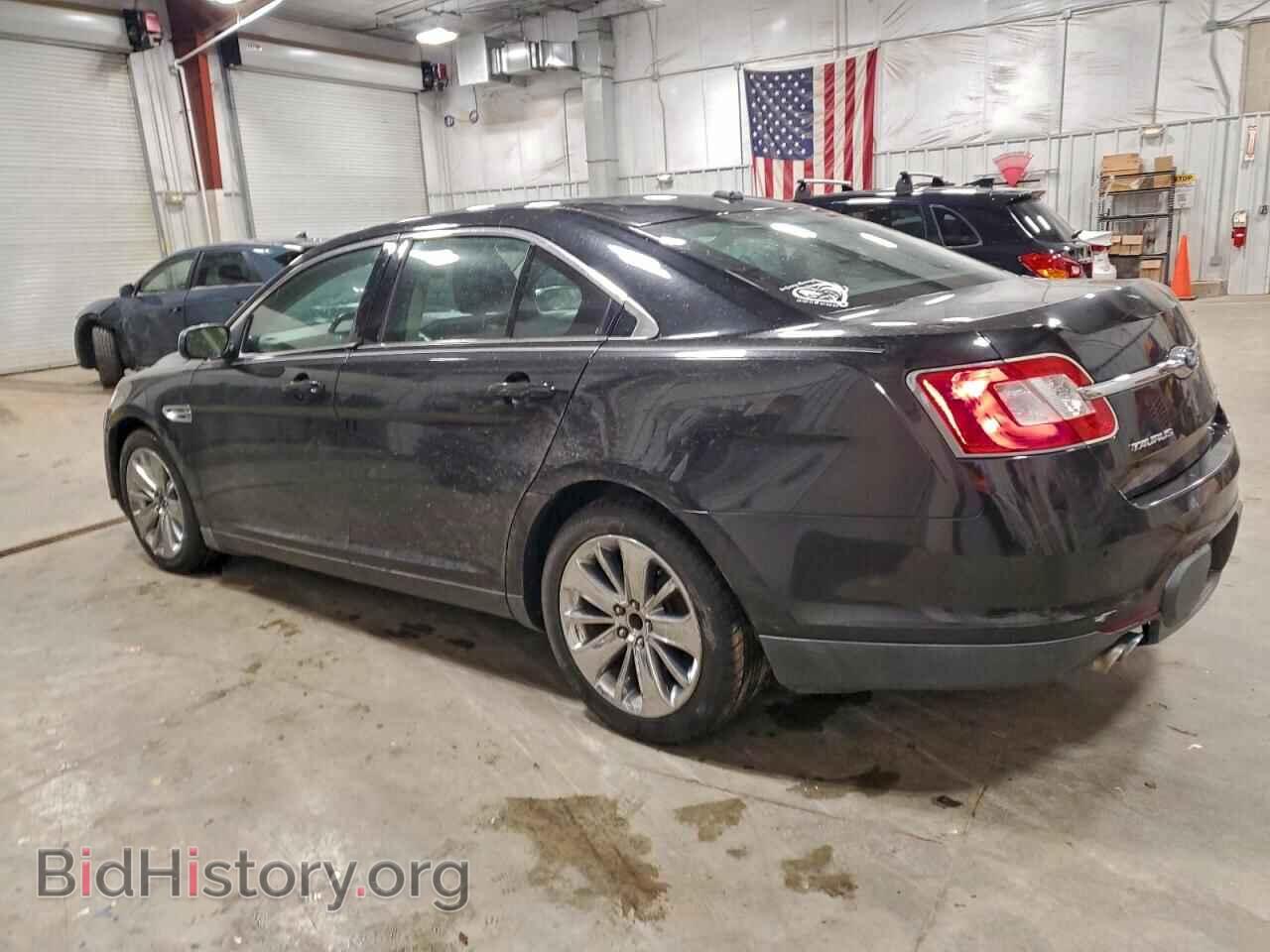 2011 FORD TAURUS - VIN: 1FAHP2JW2BG167327 - Фото 2
