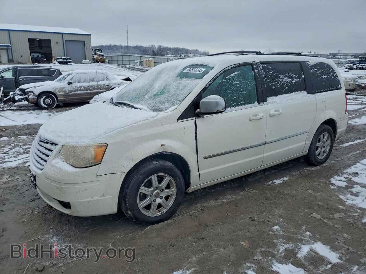 Photo 2A4RR8D10AR435102 - CHRYSLER MINIVAN 2010