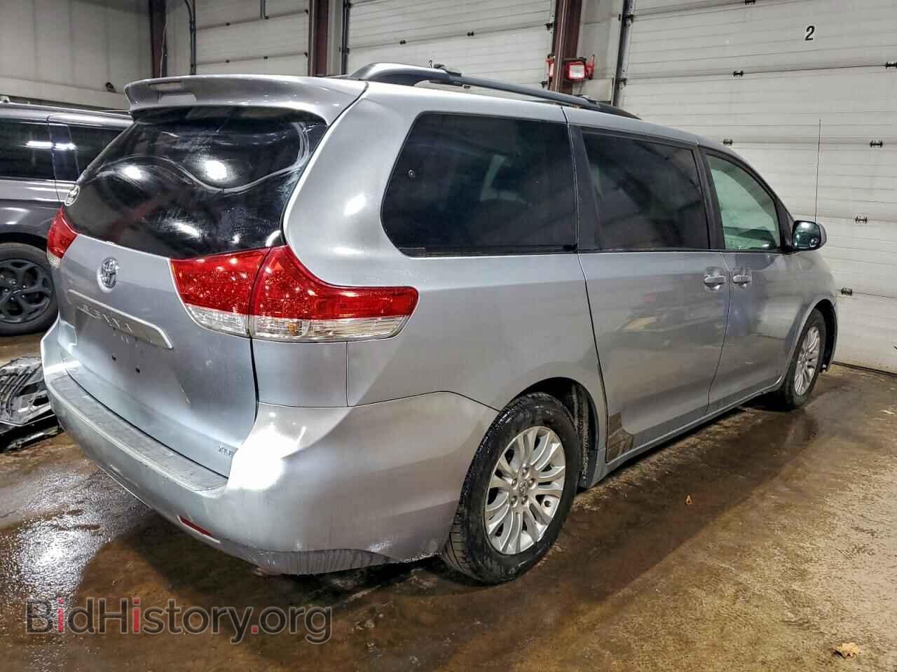 2011 TOYOTA All Models - VIN: 5TDYK3DC1BS079181 - Фото 3